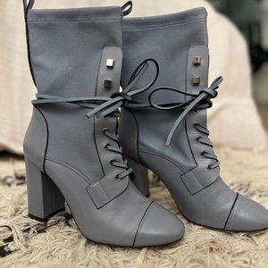 Stuart Weitzman Veruka Mid-Calf Lace-up Booties - size 7.5